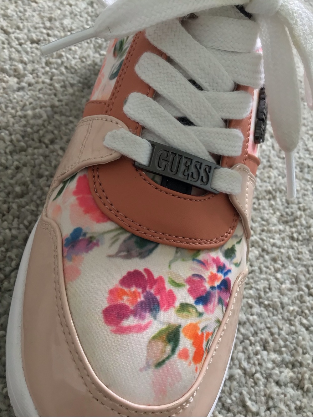 GUESS Floral Pink/White/Purple Slip-On Laced Women’s Sneaker, size 8.5